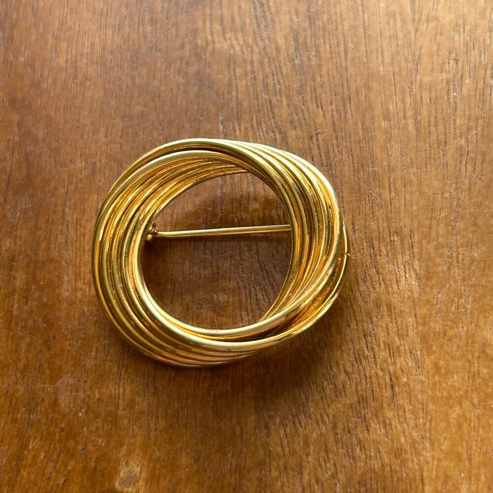 Vintage Gold Tone Multi-Ring Eternity Brooch | Interlocking Circle Knot Pin